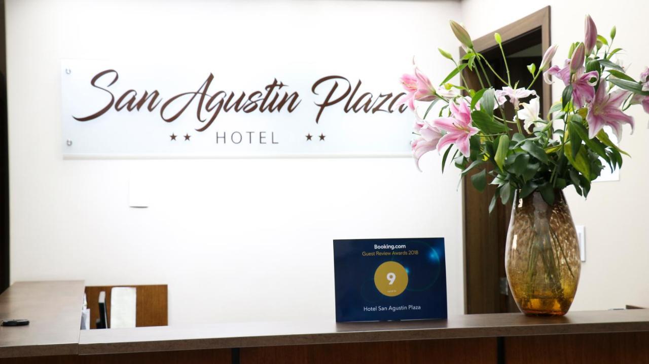 Hotel San Agustin Plaza Латакунґа Екстер'єр фото