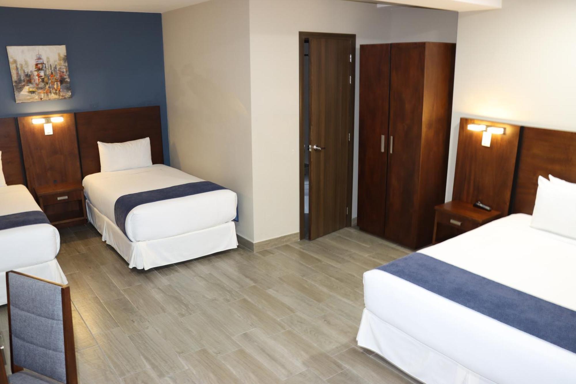 Hotel San Agustin Plaza Латакунґа Екстер'єр фото