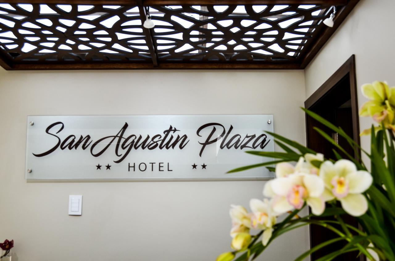 Hotel San Agustin Plaza Латакунґа Екстер'єр фото